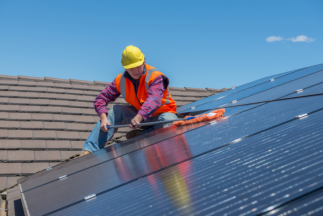 Energreen votre partenaire pour le nettoyage de vos panneaux photovoltaïques