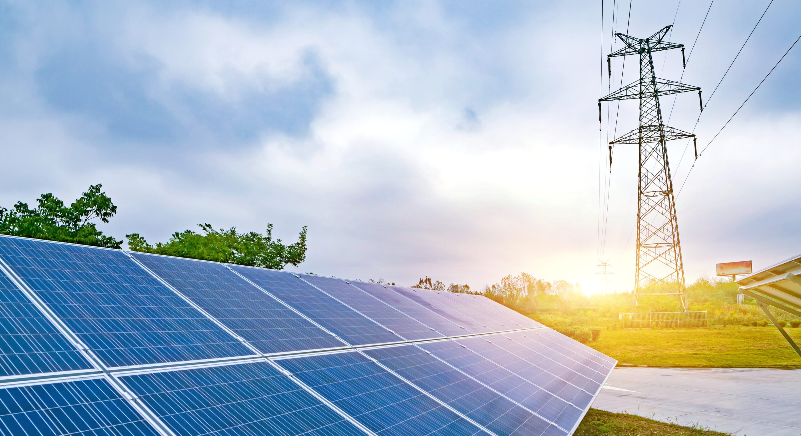 Fotovoltaïsche zonnepanelen en elektriciteitsdistributienetwerk