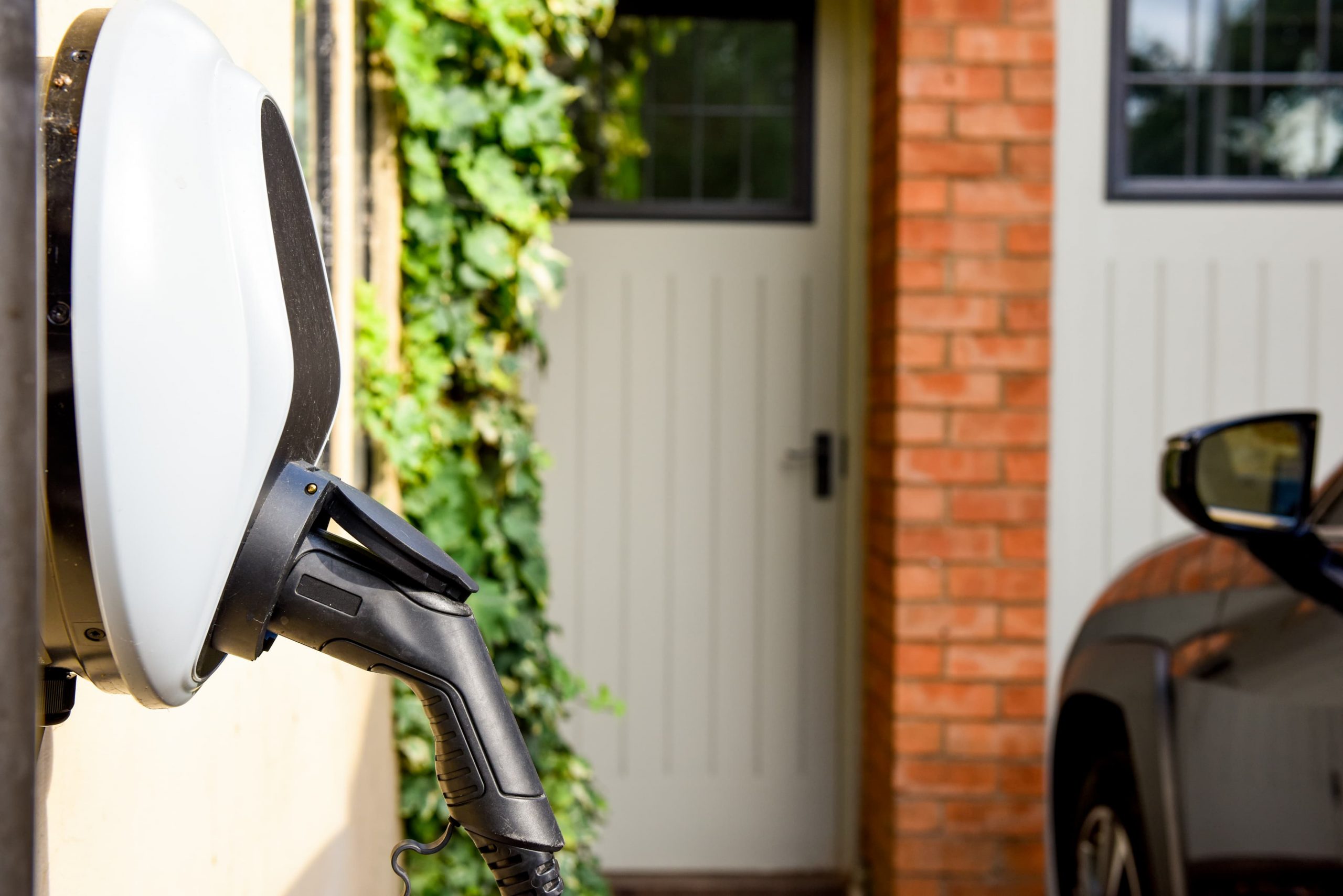 Une borne de recharge à domicile: à quoi faut-il prêter attention?